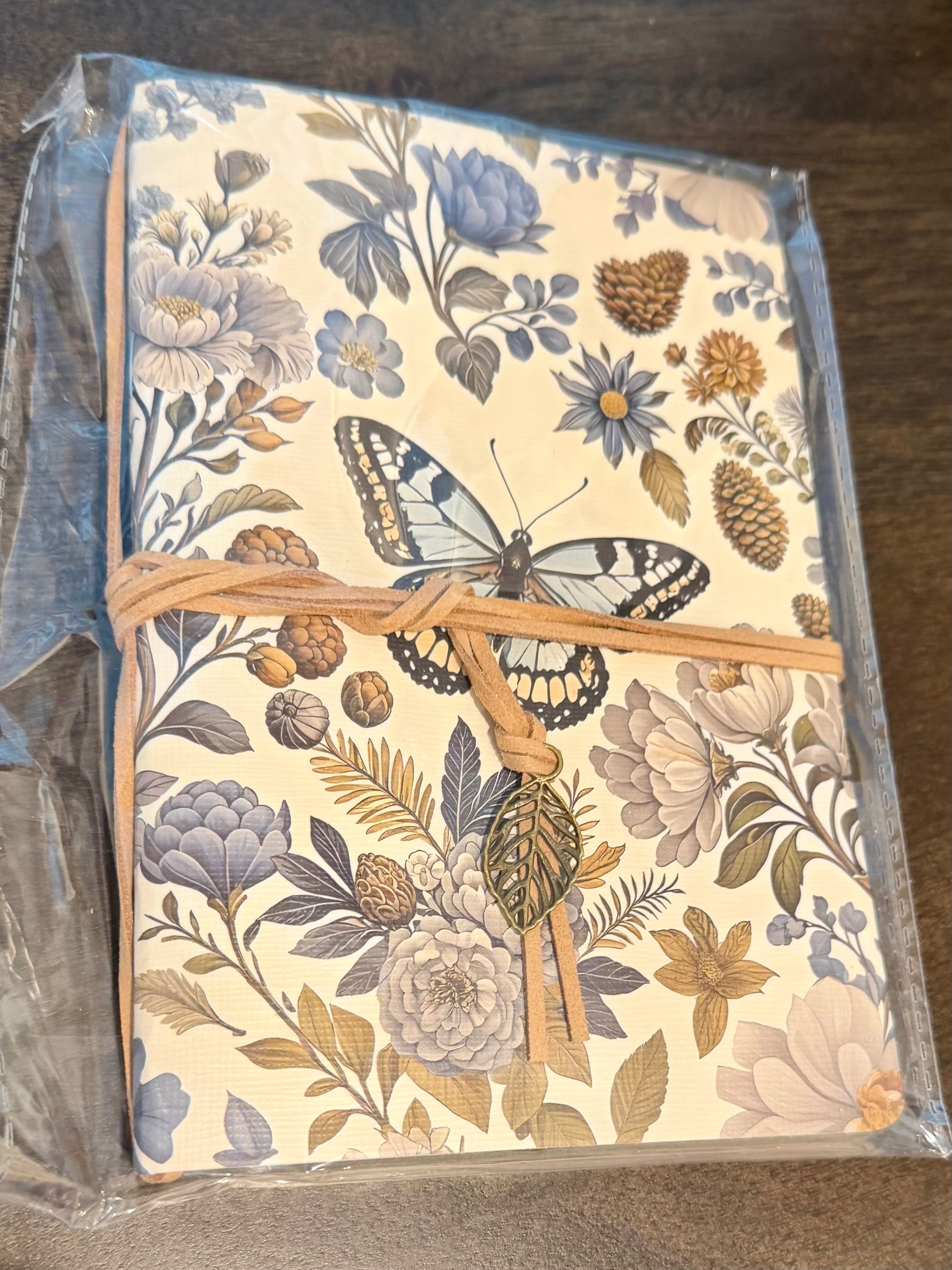 Vintage Botanical Butterfly Journals – Nature-Inspired Elegance 🌿