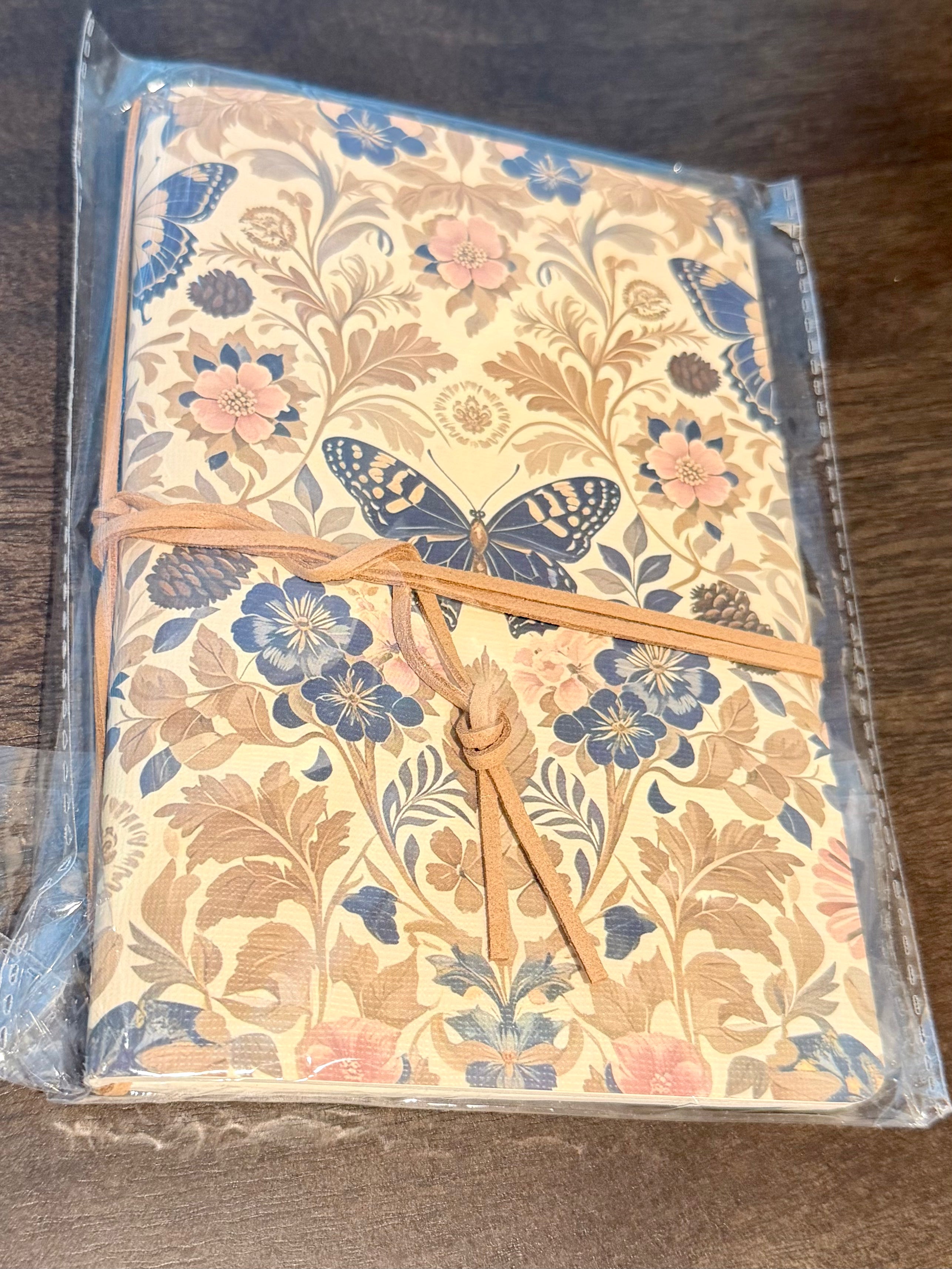 Vintage Botanical Butterfly Journals – Nature-Inspired Elegance 🌿